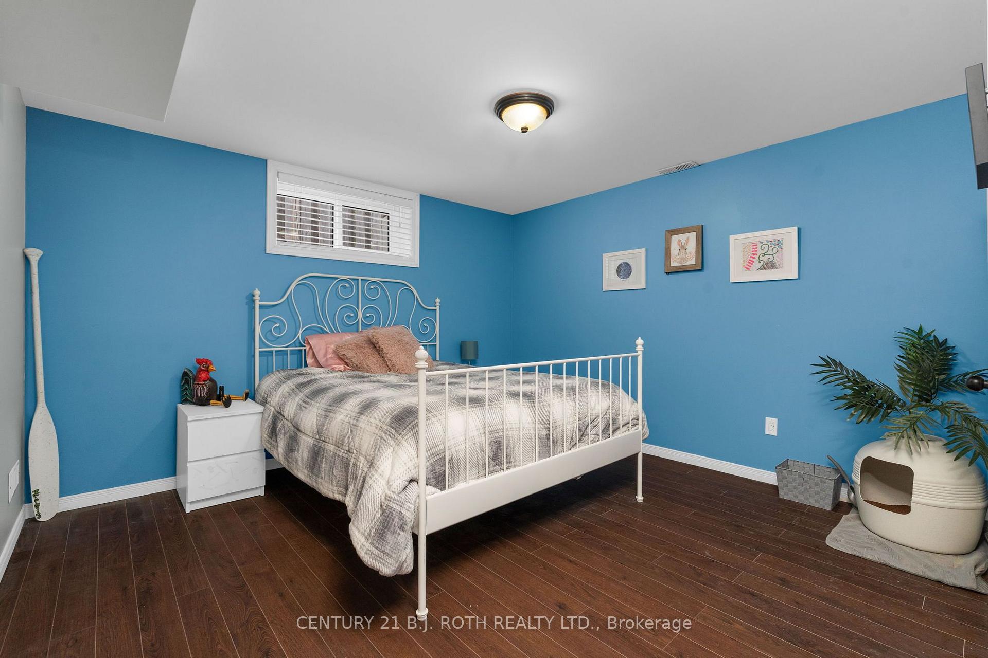 Photo 25 of 15 Corbett Street, Springwater, Elmvale — HOMEH