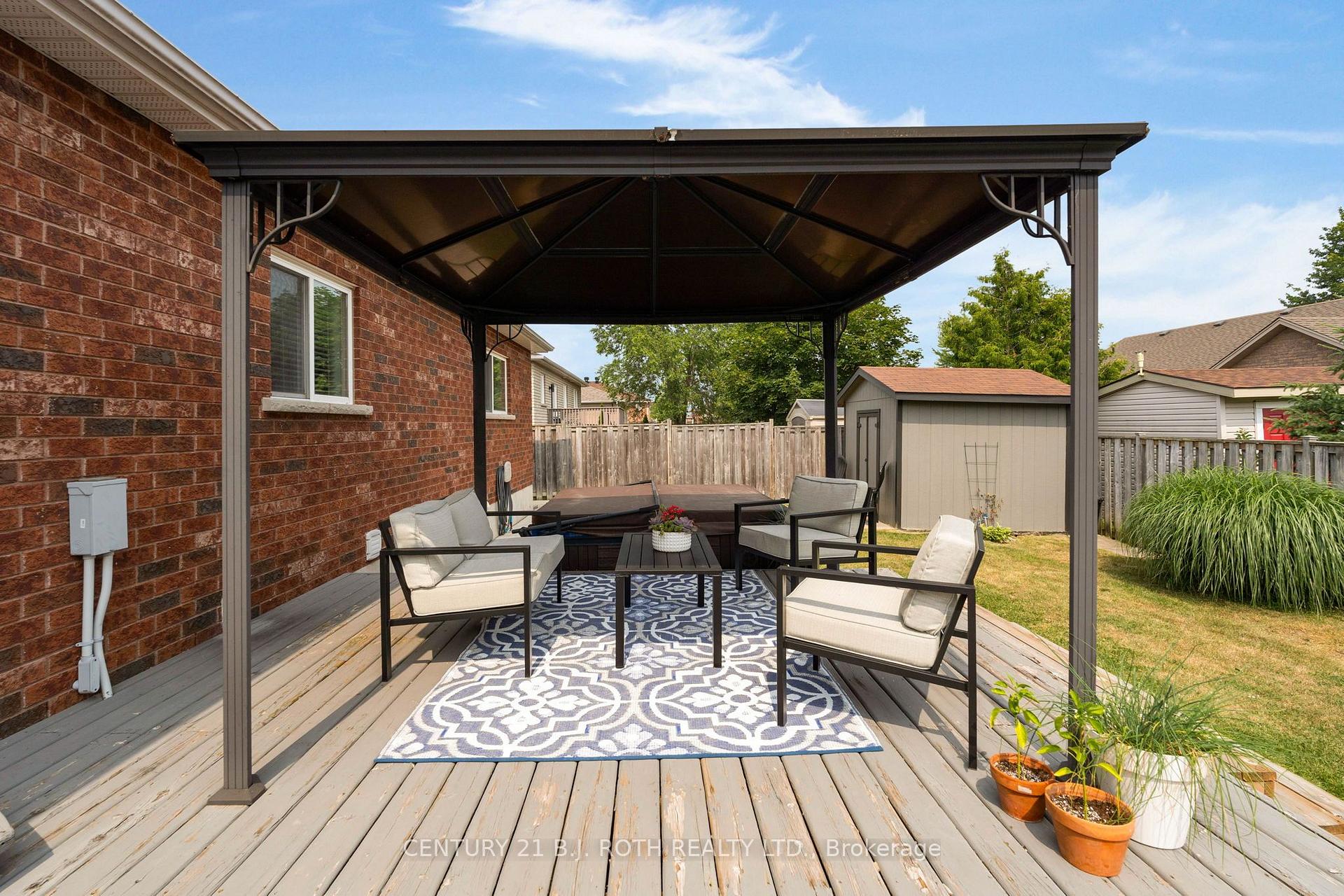 Photo 29 of 15 Corbett Street, Springwater, Elmvale — HOMEH
