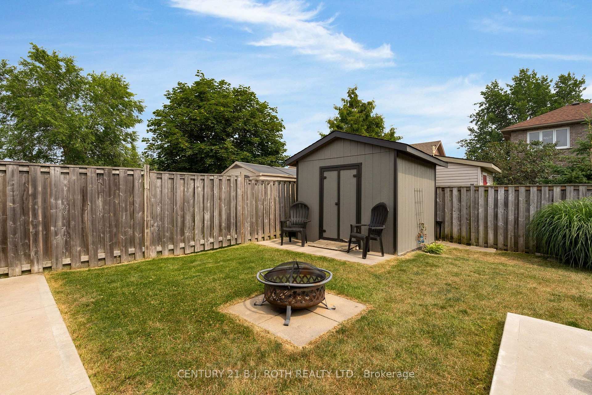 Photo 36 of 15 Corbett Street, Springwater, Elmvale — HOMEH