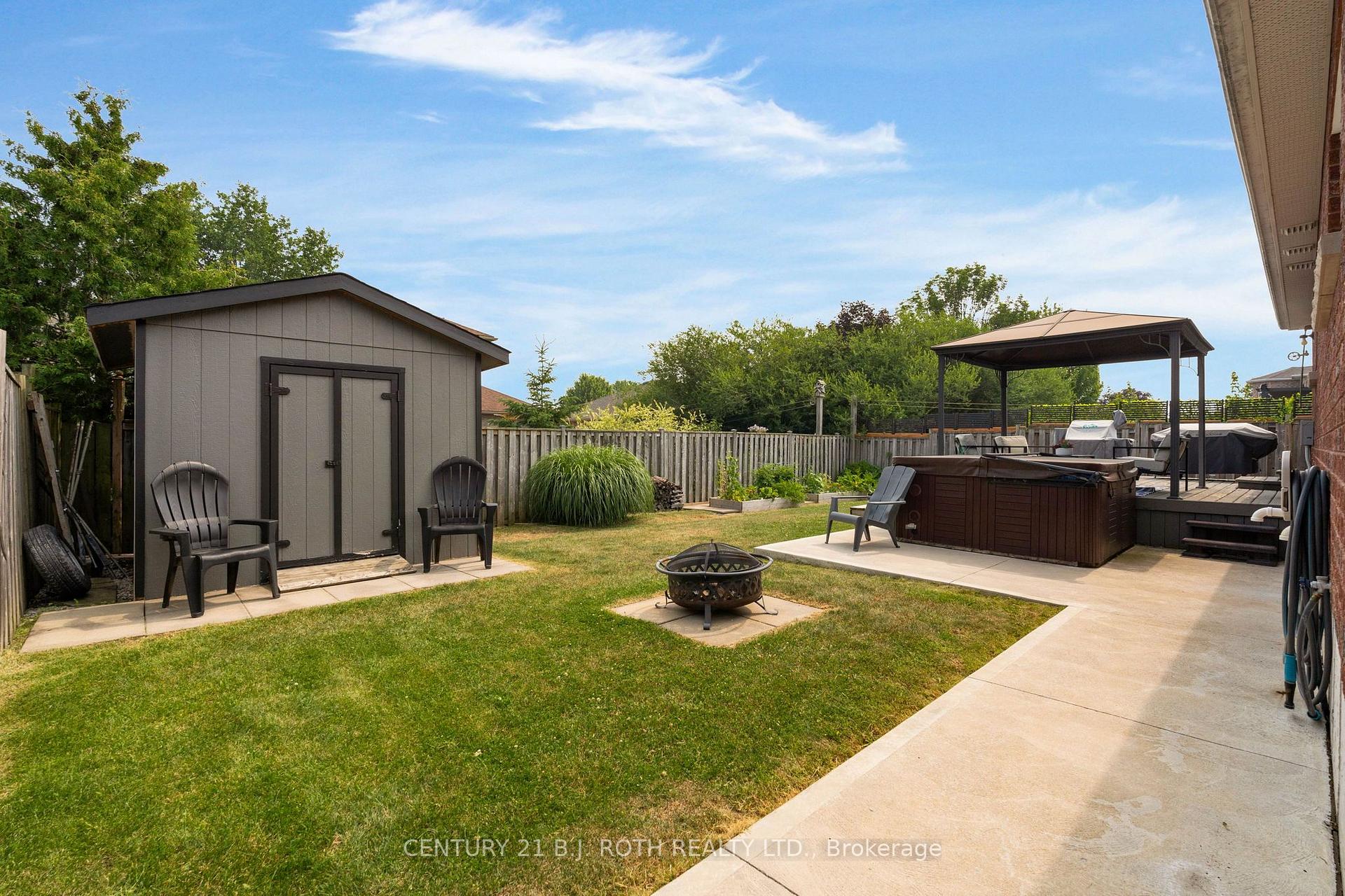 Photo 37 of 15 Corbett Street, Springwater, Elmvale — HOMEH