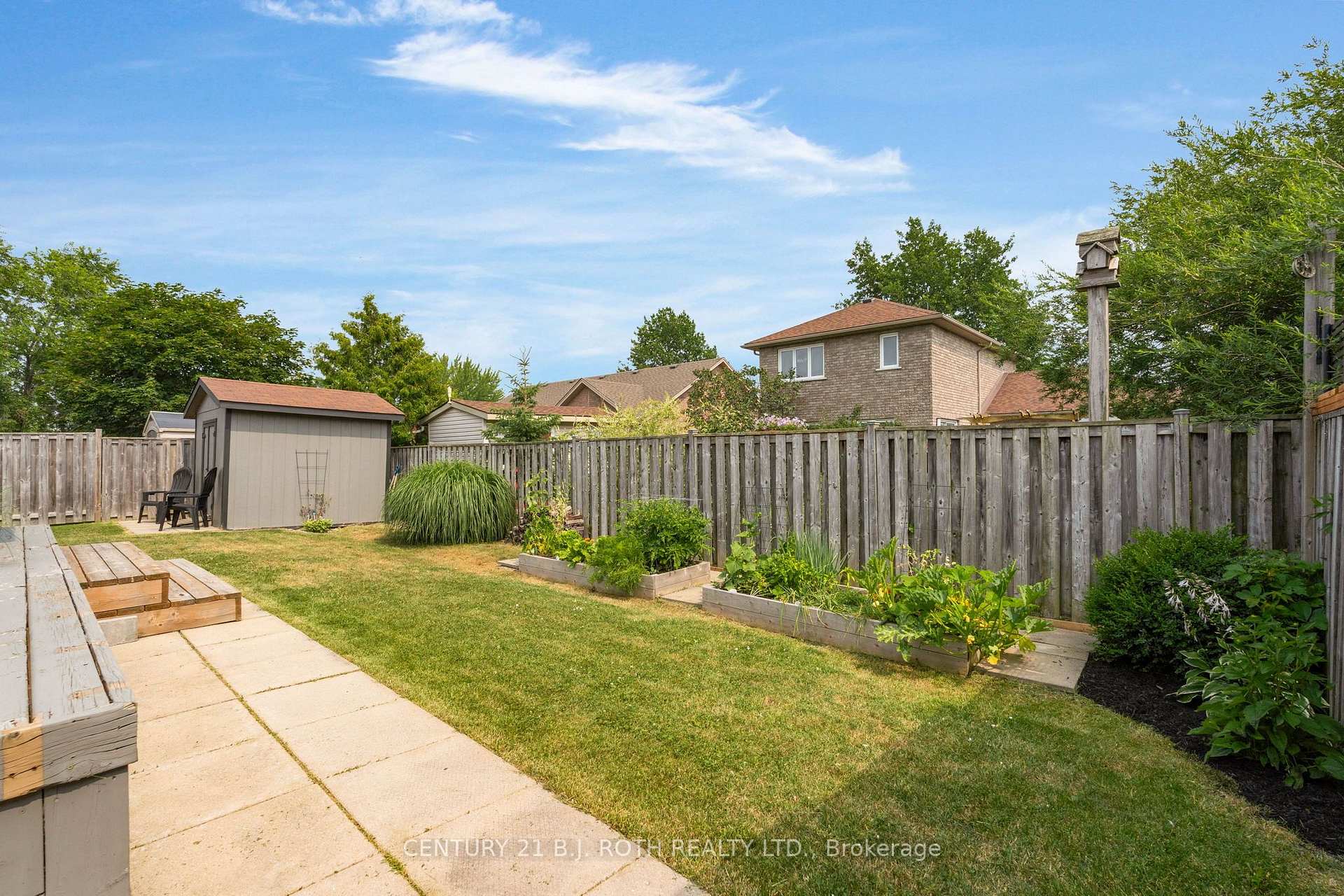 Photo 39 of 15 Corbett Street, Springwater, Elmvale — HOMEH