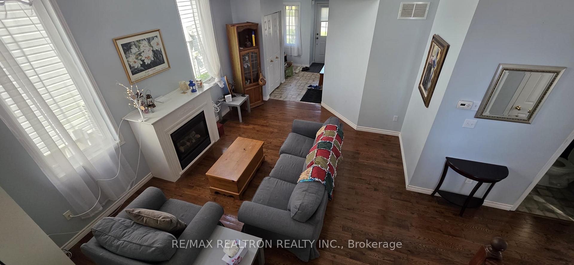 Photo 7 of 123 West Meadow Drive, Kitchener, Highland West — HOMEH