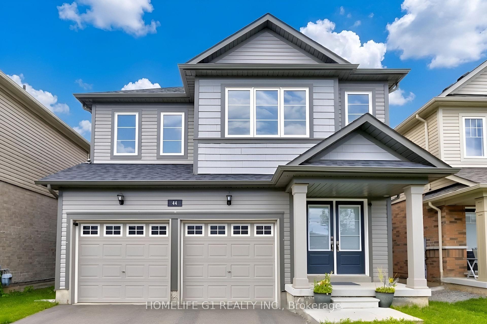 Photo of 44 Cottonwood Crescent