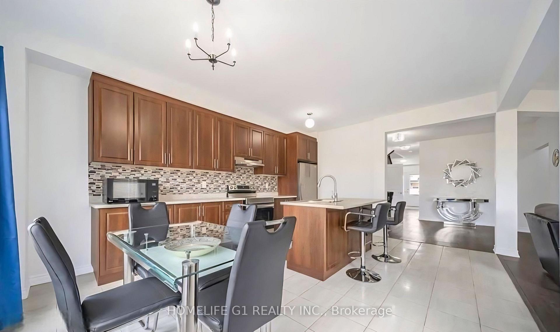 Photo 14 of 44 Cottonwood Crescent, Welland, Dain City — HOMEH
