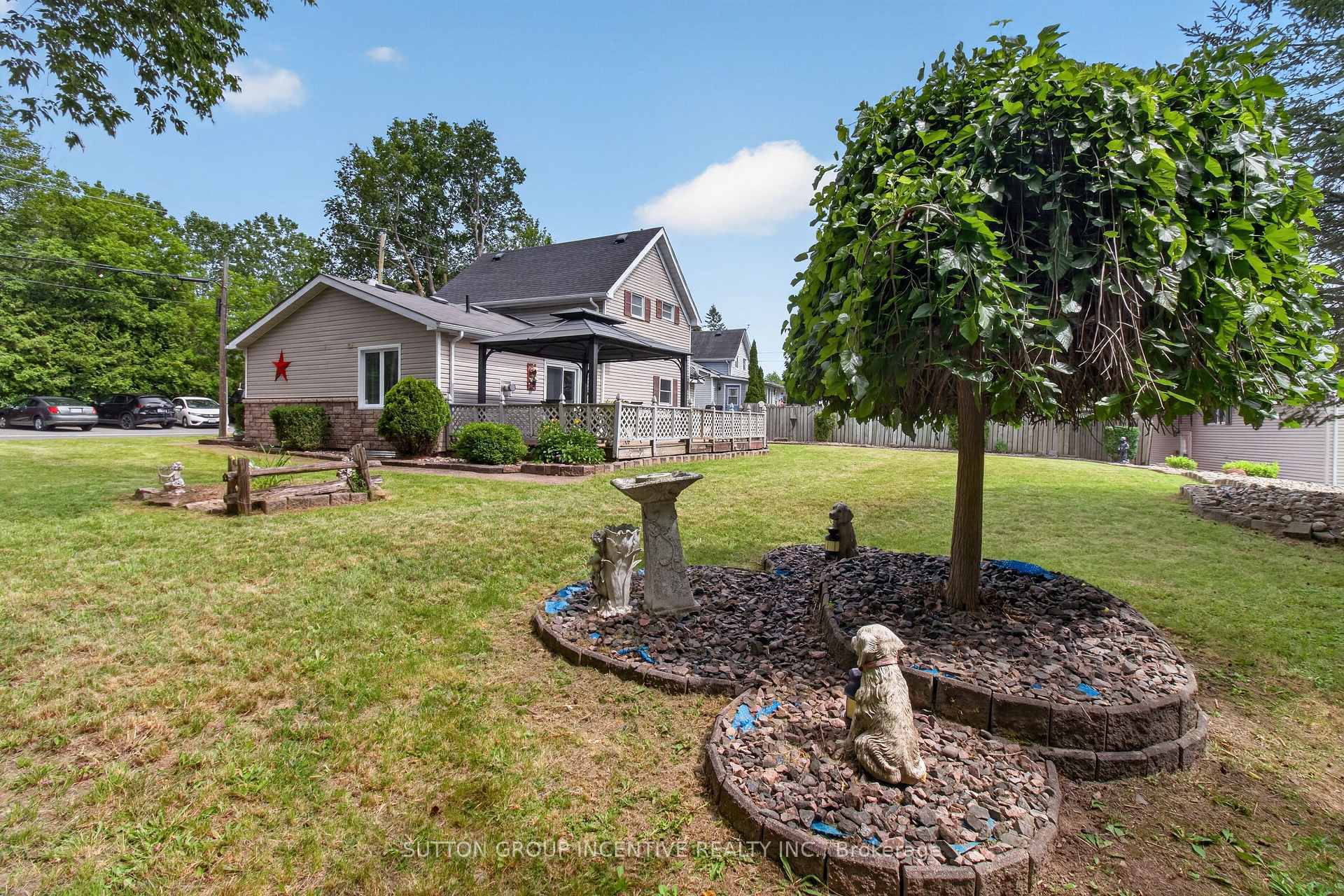 Photo 12 of 190 Bartholomew Street, Brockville, Brockville — HOMEH