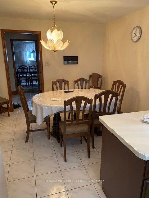 Photo 7 of 98 Jeanne Drive, Vaughan, East Woodbridge — HOMEH