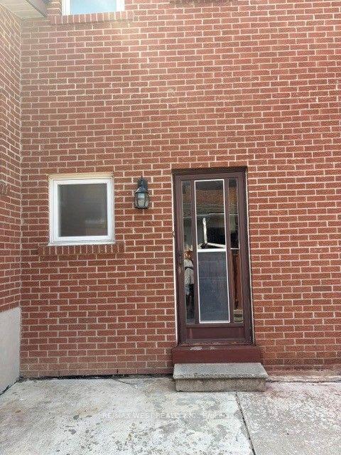 Photo 23 of 98 Jeanne Drive, Vaughan, East Woodbridge — HOMEH