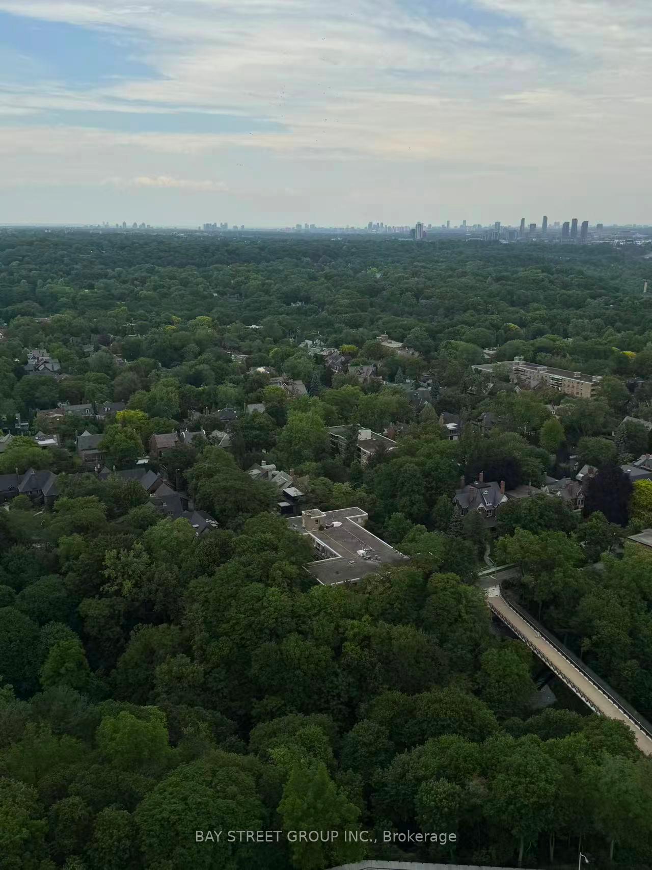Photo 3 of 609 Sherbourne, Toronto, North St. James Town — HOMEH