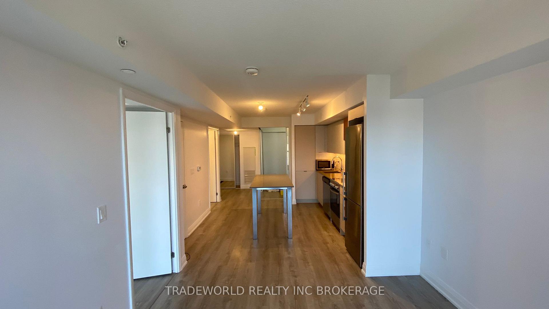 Photo 4 of Unit 1201, 30 Gibbs Road, Etobicoke, Islington-City Centre West — HOMEH