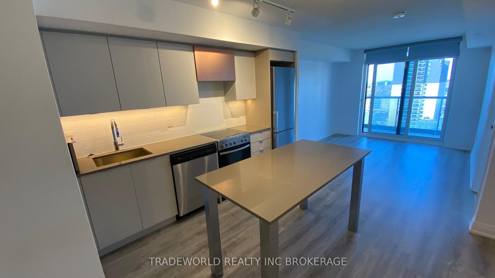 Photo 6 of Unit 1201, 30 Gibbs Road, Etobicoke, Islington-City Centre West — HOMEH