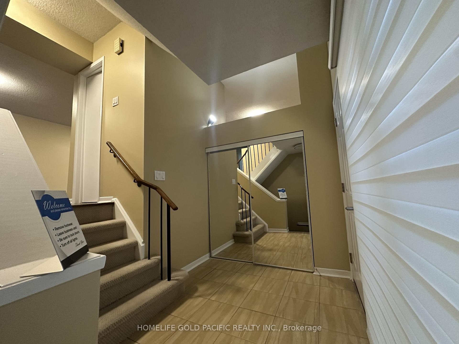 Photo 2 of 17 Protea Gardens, North York, Bayview Village — HOMEH