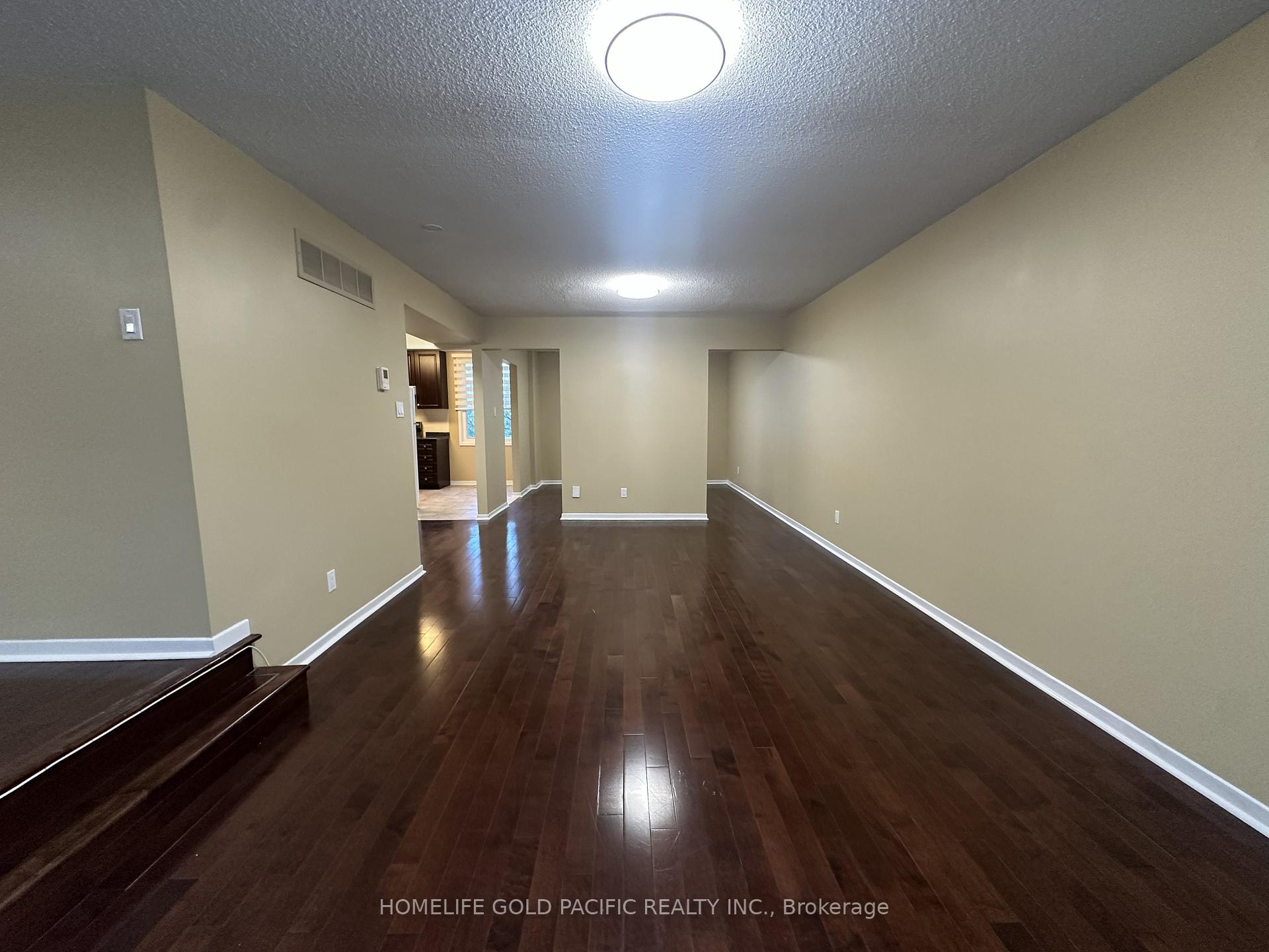 Photo 9 of 17 Protea Gardens, North York, Bayview Village — HOMEH