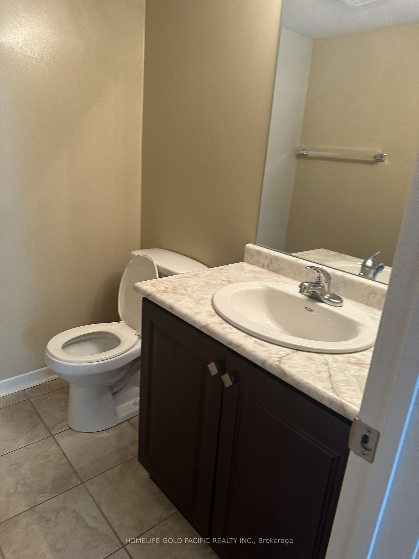 Photo 10 of 17 Protea Gardens, North York, Bayview Village — HOMEH