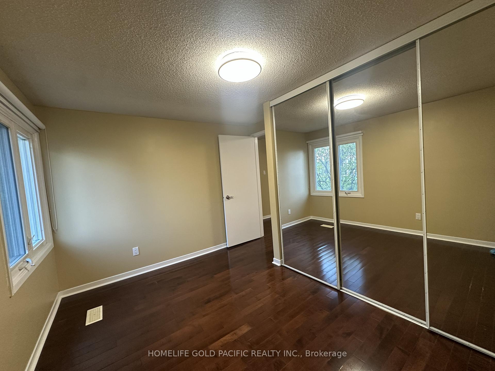 Photo 21 of 17 Protea Gardens, North York, Bayview Village — HOMEH
