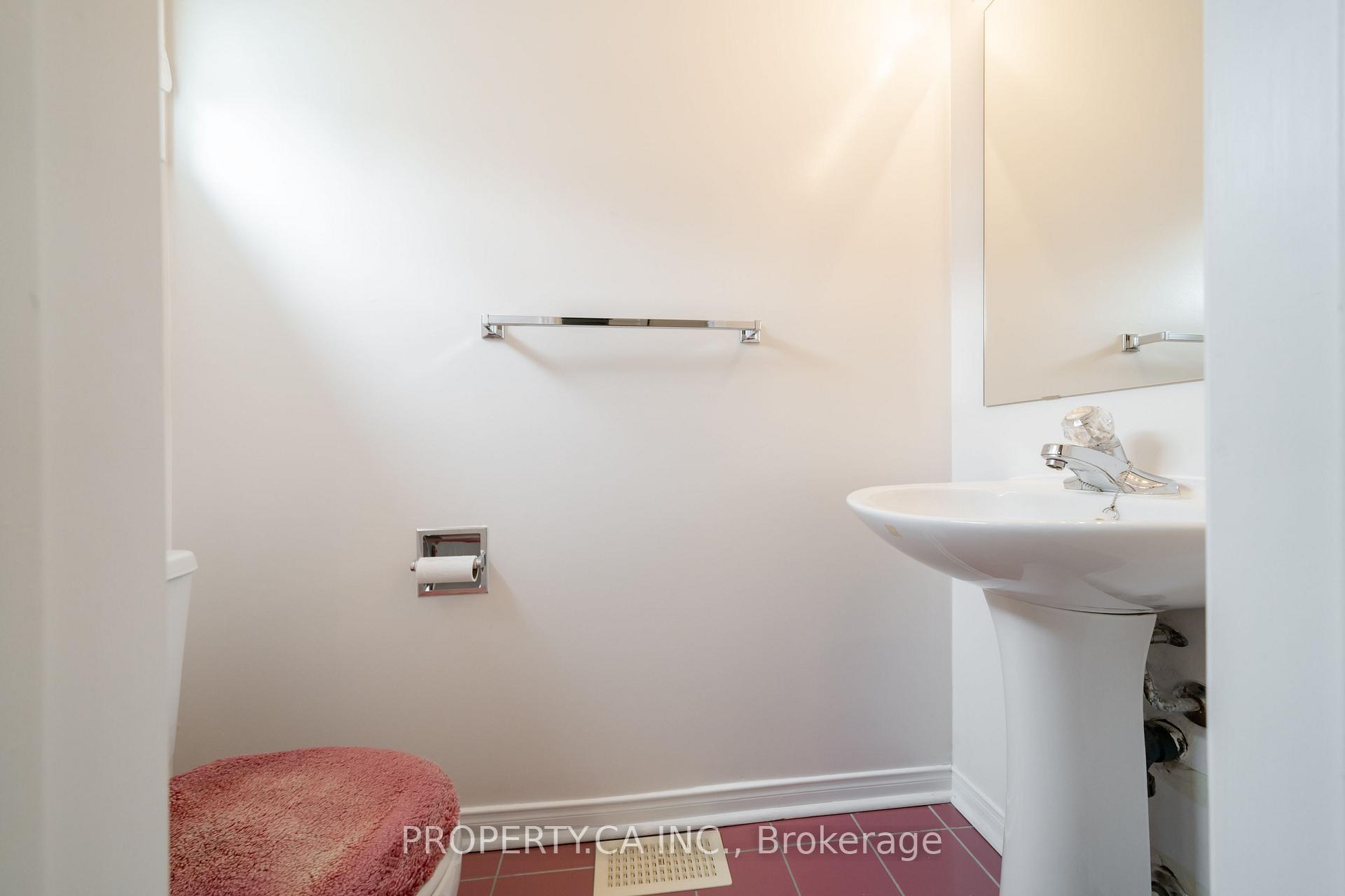 Photo 46 of 72 Desert Sand Drive, Brampton, Sandringham-Wellington — HOMEH
