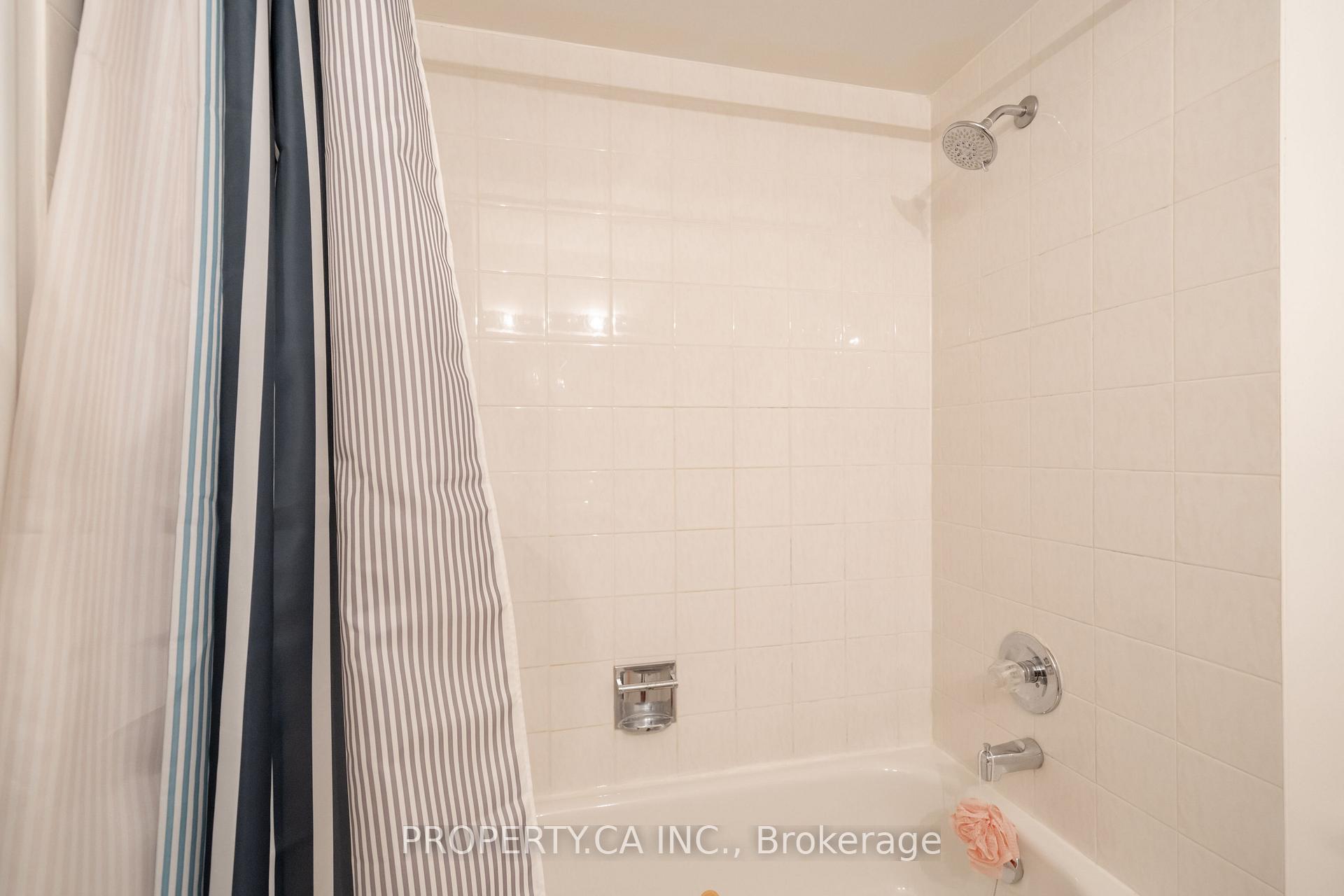 Photo 88 of 72 Desert Sand Drive, Brampton, Sandringham-Wellington — HOMEH