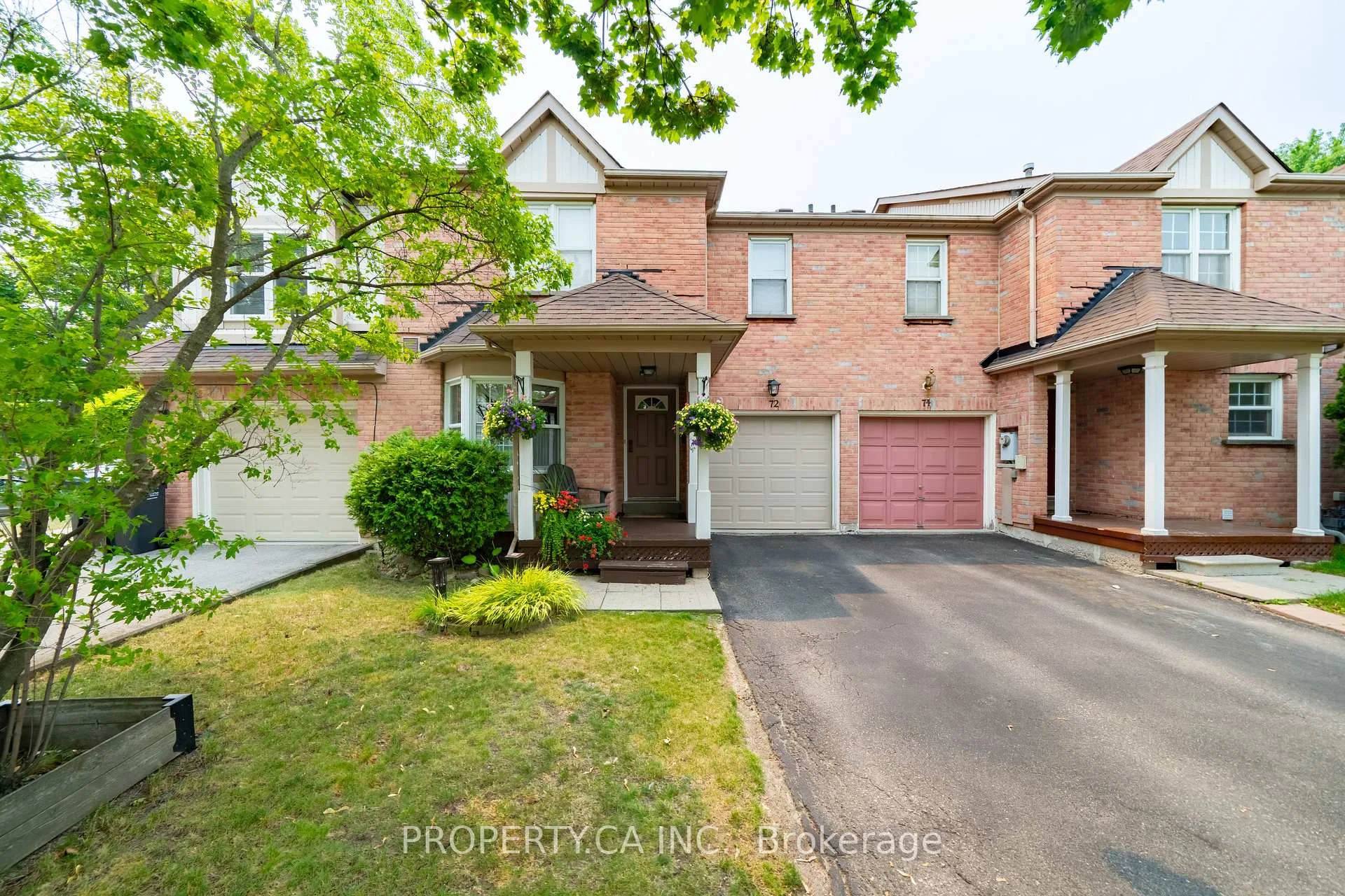 Photo 9 of 72 Desert Sand Drive, Brampton, Sandringham-Wellington — HOMEH