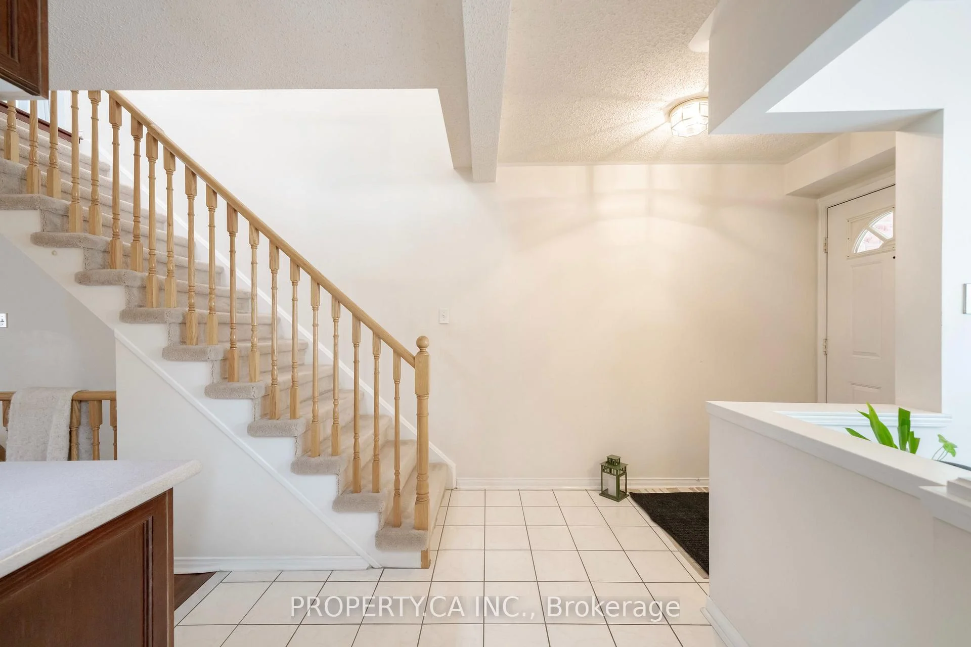 Photo 12 of 72 Desert Sand Drive, Brampton, Sandringham-Wellington — HOMEH