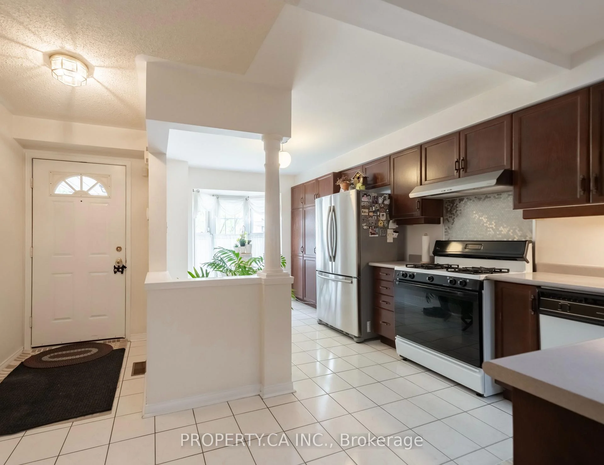 Photo 18 of 72 Desert Sand Drive, Brampton, Sandringham-Wellington — HOMEH