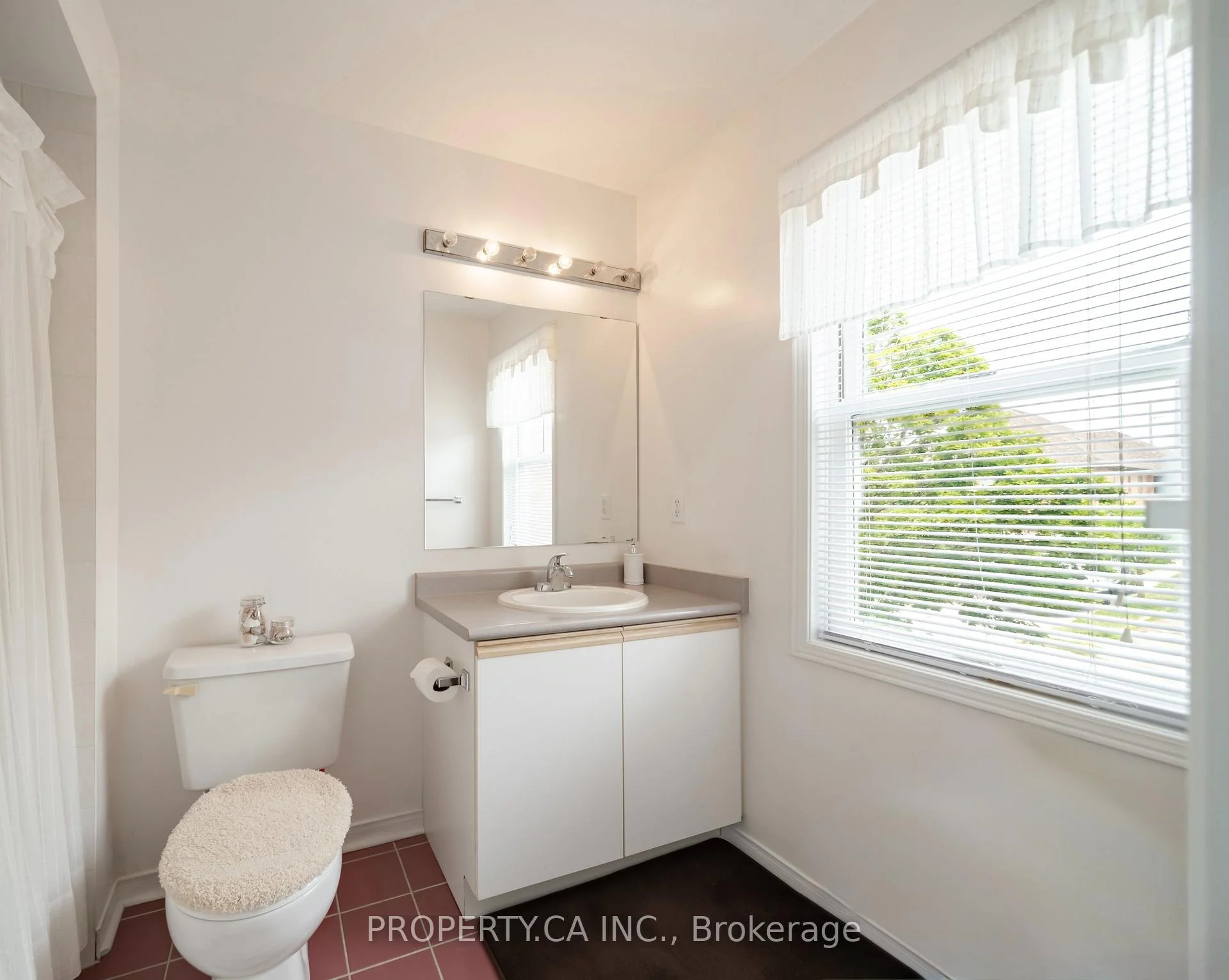 Photo 78 of 72 Desert Sand Drive, Brampton, Sandringham-Wellington — HOMEH
