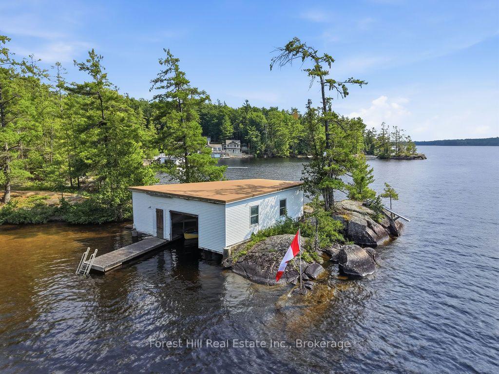 Photo 3 of 1211 Waldmere Road, Bracebridge, Monck (Bracebridge) — HOMEH