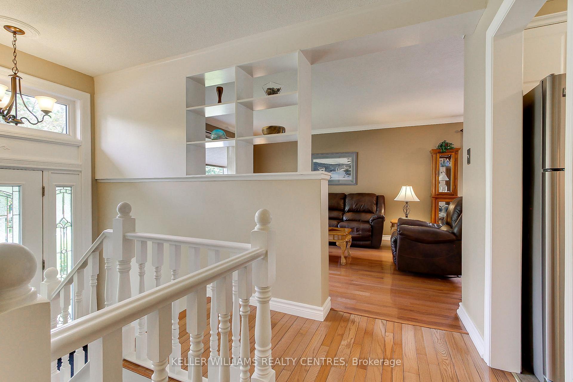 Photo 23 of 74 Boothbay Crescent, Newmarket, Central Newmarket — HOMEH
