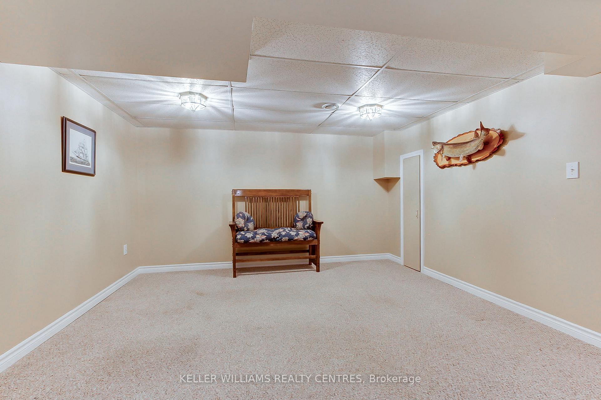 Photo 33 of 74 Boothbay Crescent, Newmarket, Central Newmarket — HOMEH