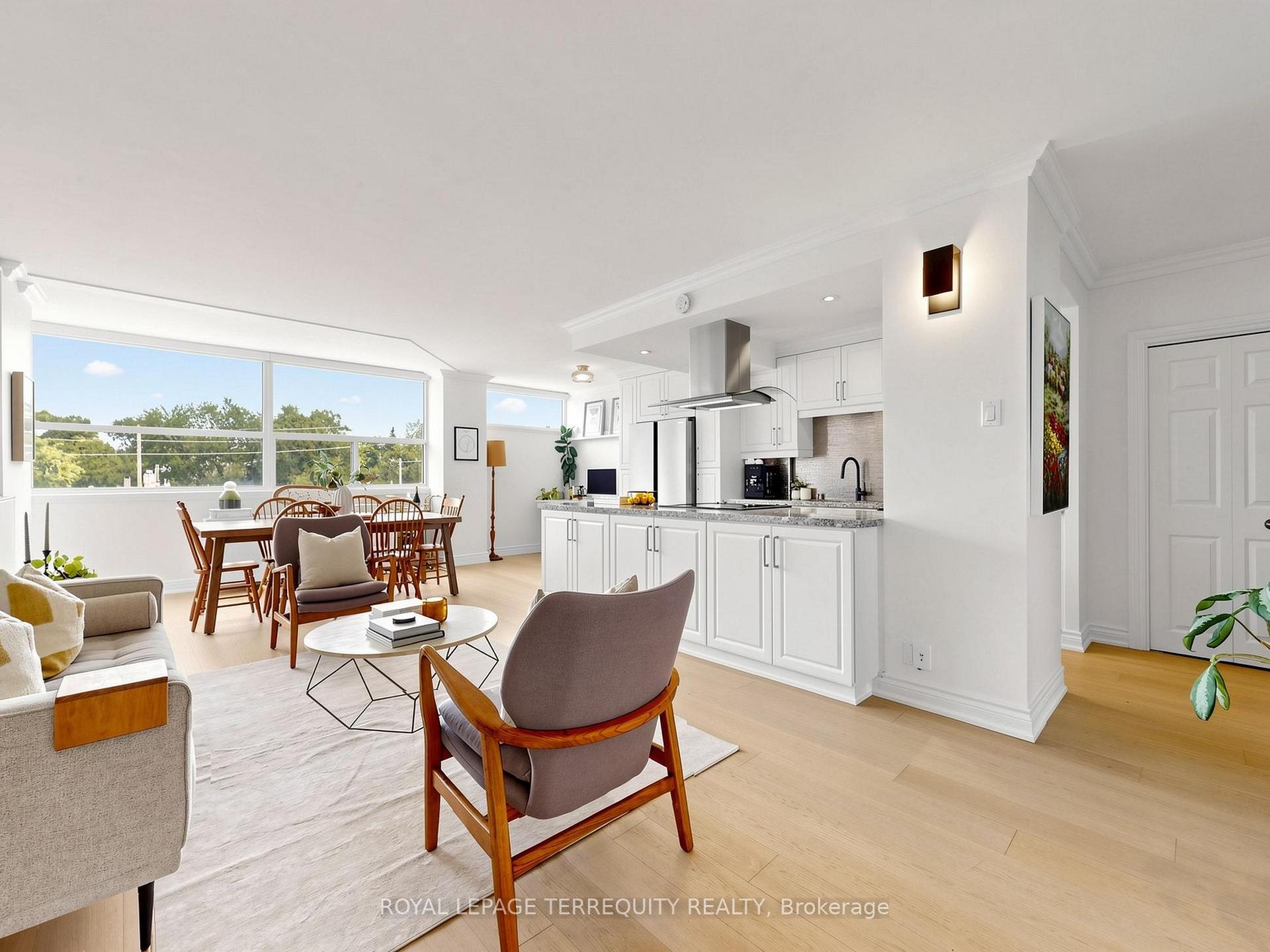 Photo 8 of Unit 402, 60 Montclair Avenue, Toronto, Forest Hill South — HOMEH