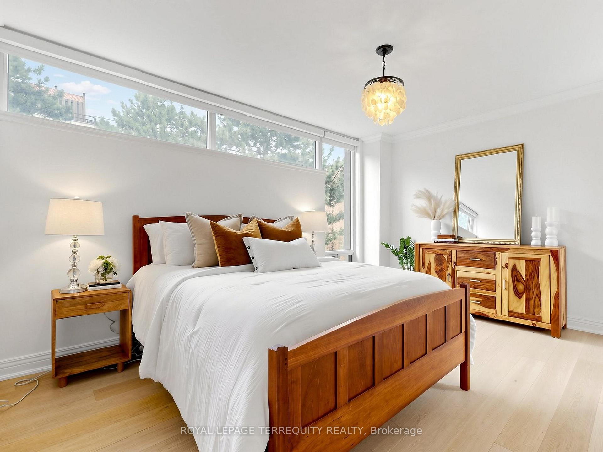 Photo 22 of Unit 402, 60 Montclair Avenue, Toronto, Forest Hill South — HOMEH