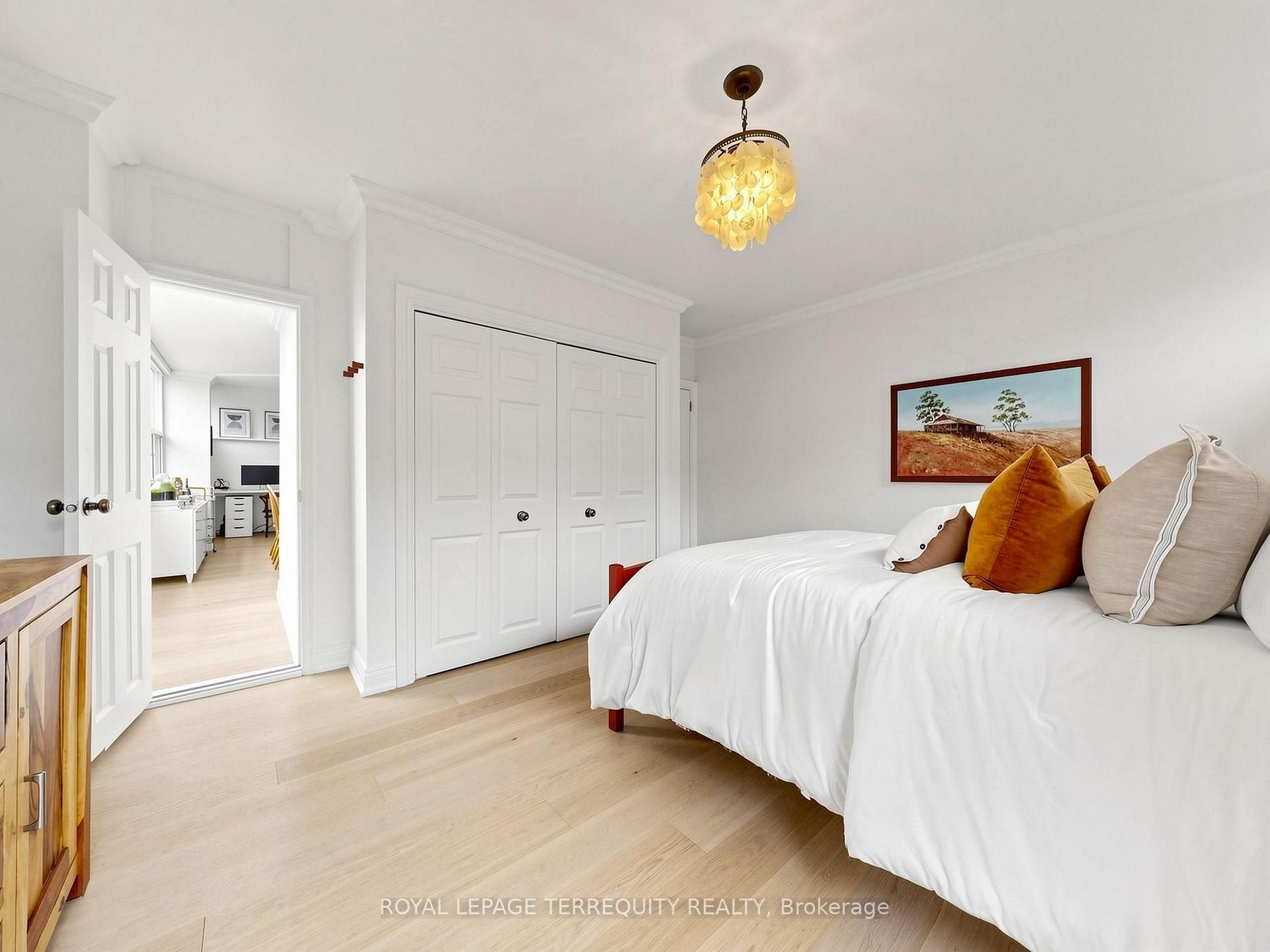 Photo 24 of Unit 402, 60 Montclair Avenue, Toronto, Forest Hill South — HOMEH