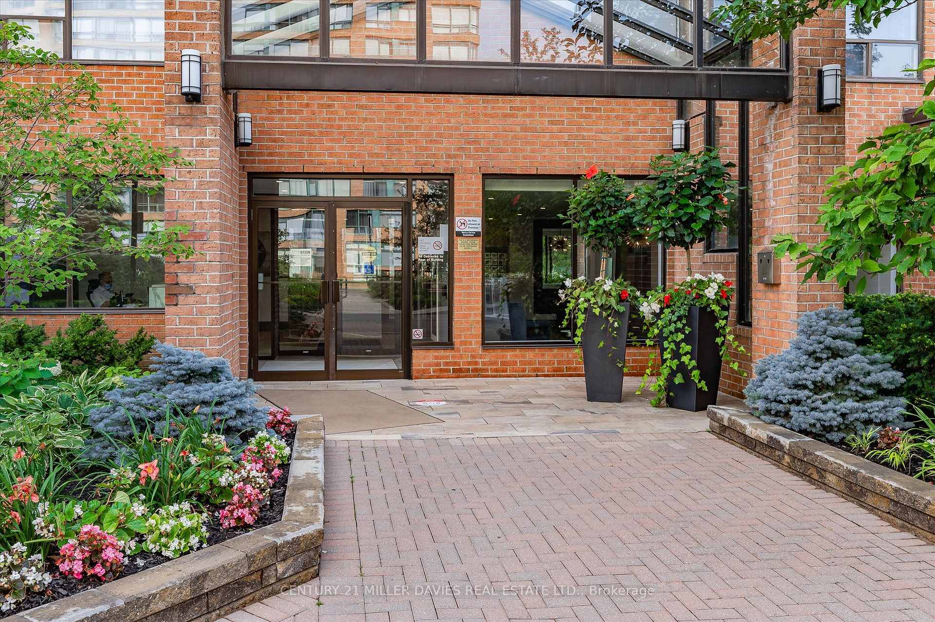 Photo 50 of Unit 808, 1270 Maple Crossing Boulevard, Burlington, Brant — HOMEH
