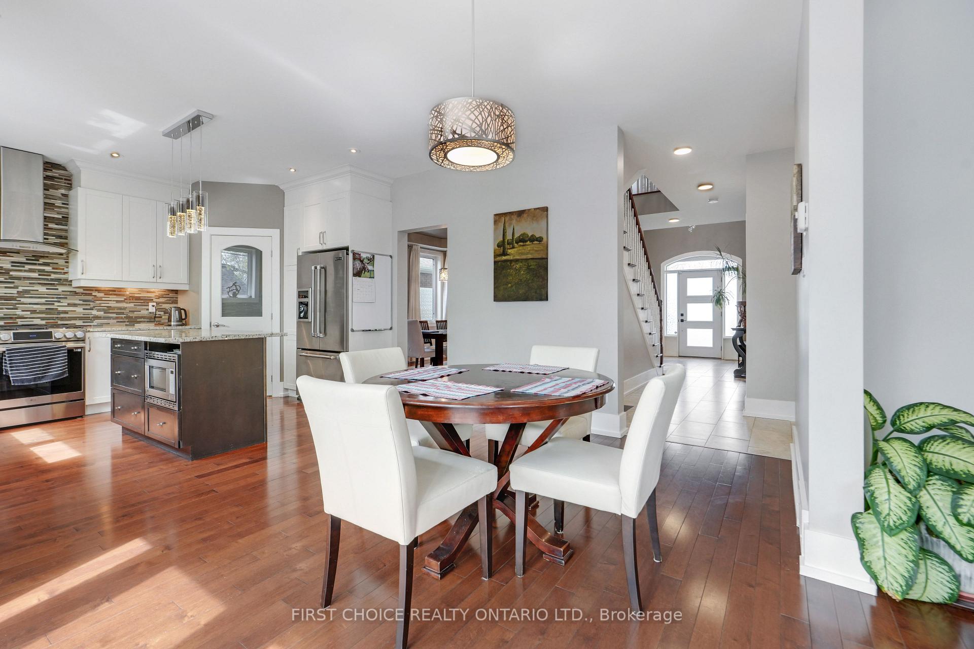 Photo 16 of 38 Withrow Avenue, Ottawa, Meadowlands/St. Claire Gardens — HOMEH