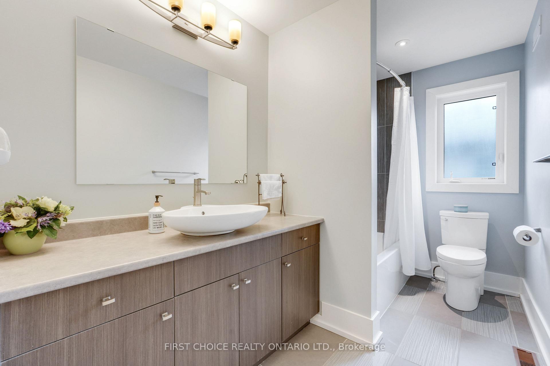 Photo 27 of 38 Withrow Avenue, Ottawa, Meadowlands/St. Claire Gardens — HOMEH