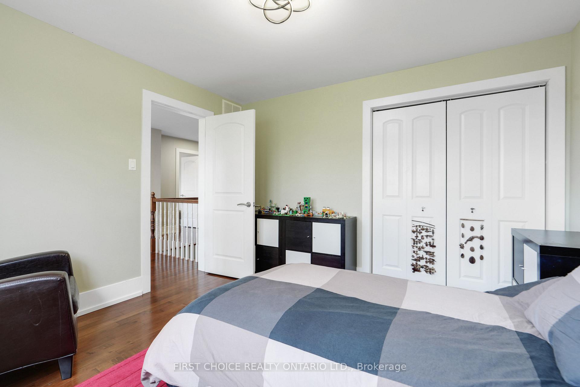 Photo 31 of 38 Withrow Avenue, Ottawa, Meadowlands/St. Claire Gardens — HOMEH