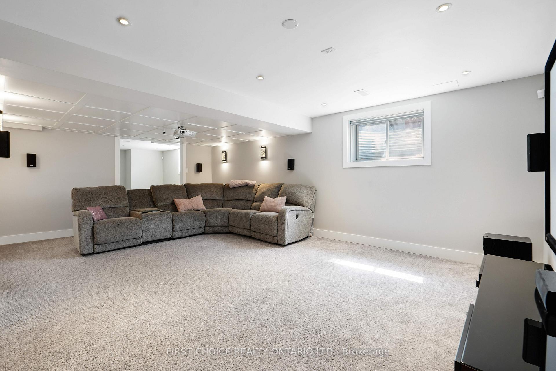 Photo 40 of 38 Withrow Avenue, Ottawa, Meadowlands/St. Claire Gardens — HOMEH