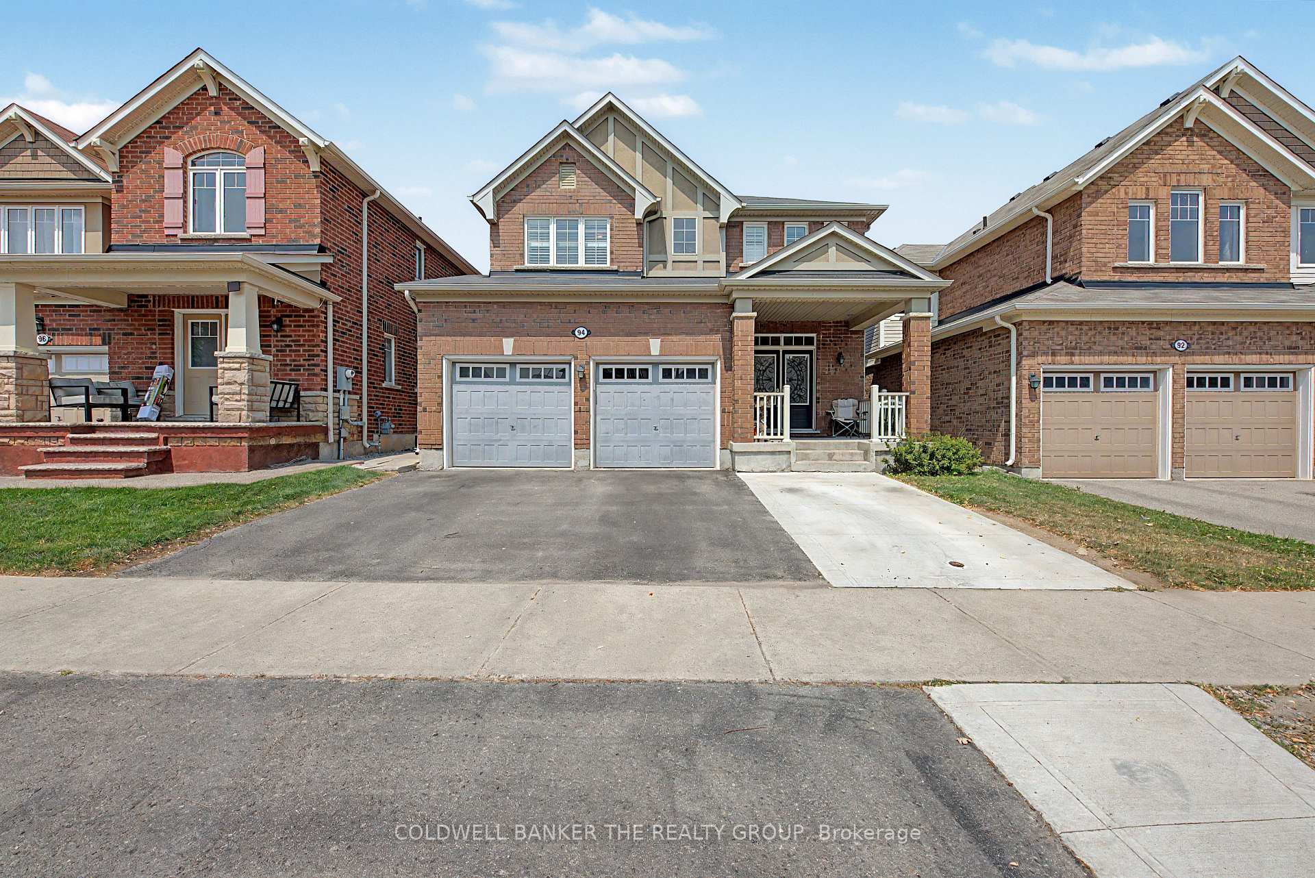 Photo 2 of 94 Enford Crescent, Brampton, Northwest Brampton — HOMEH