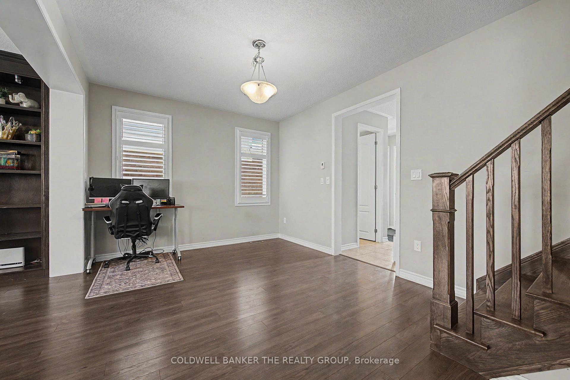Photo 7 of 94 Enford Crescent, Brampton, Northwest Brampton — HOMEH