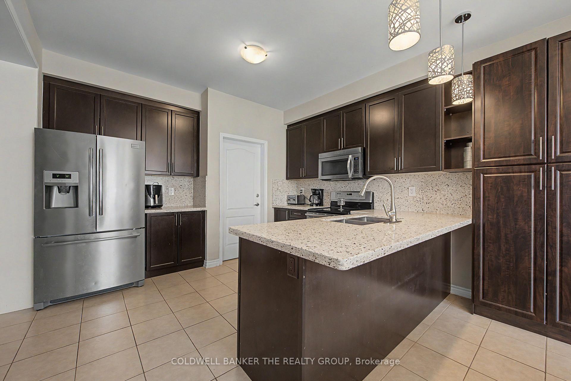 Photo 14 of 94 Enford Crescent, Brampton, Northwest Brampton — HOMEH