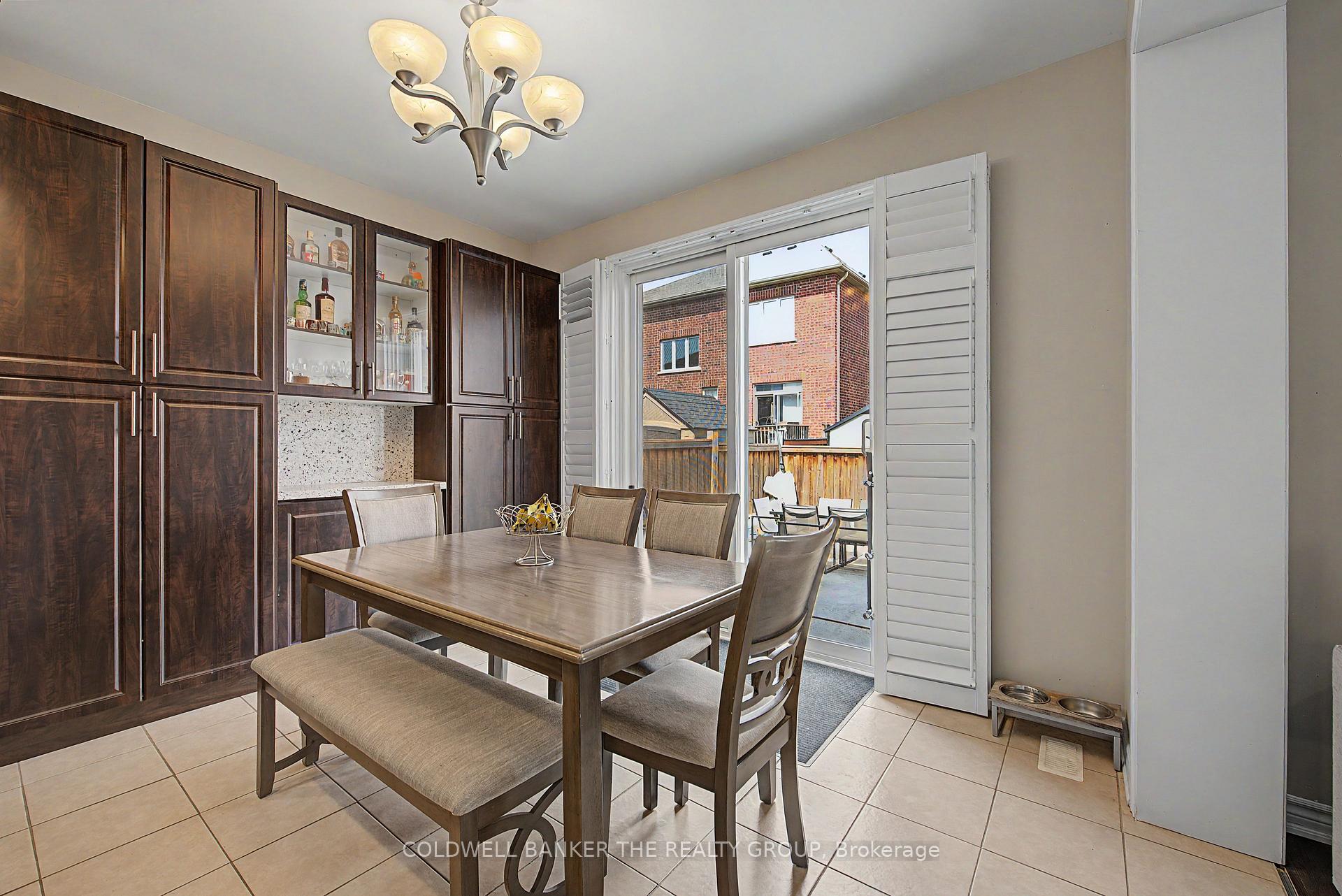 Photo 16 of 94 Enford Crescent, Brampton, Northwest Brampton — HOMEH