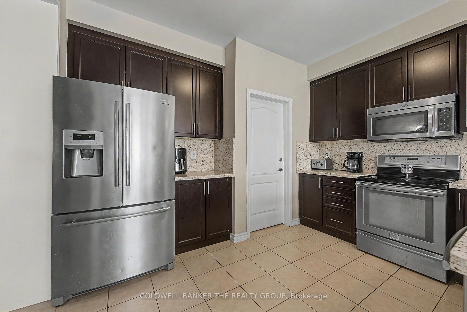Photo 17 of 94 Enford Crescent, Brampton, Northwest Brampton — HOMEH