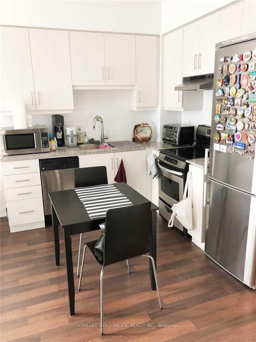Photo 4 of Unit 506, 68 Canterbury Place, North York, Willowdale West — HOMEH