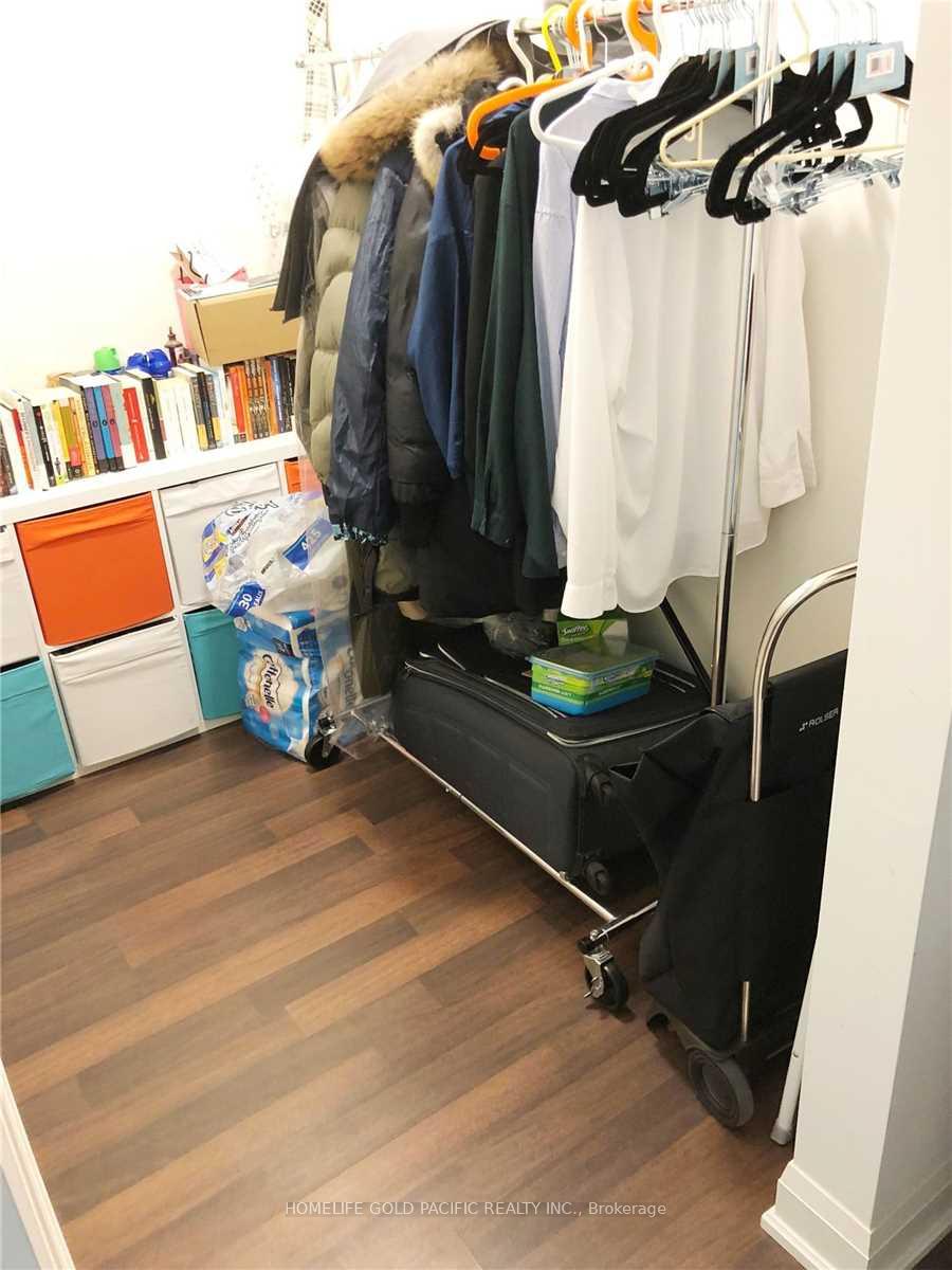 Photo 6 of Unit 506, 68 Canterbury Place, North York, Willowdale West — HOMEH