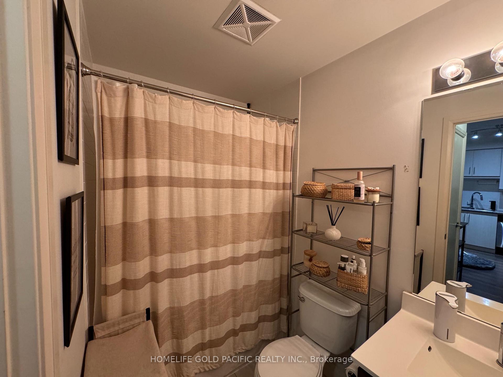 Photo 12 of Unit 506, 68 Canterbury Place, North York, Willowdale West — HOMEH