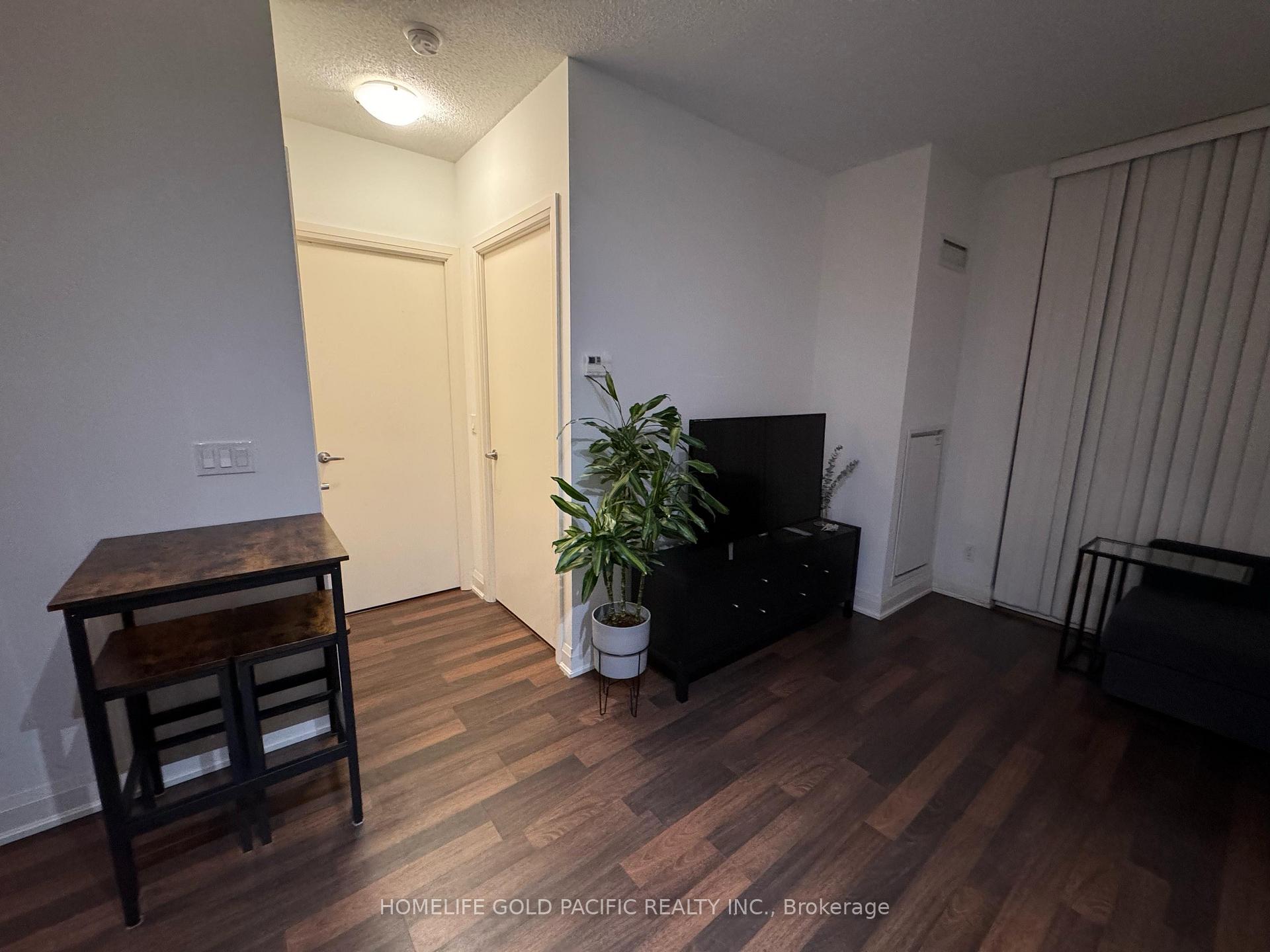 Photo 14 of Unit 506, 68 Canterbury Place, North York, Willowdale West — HOMEH