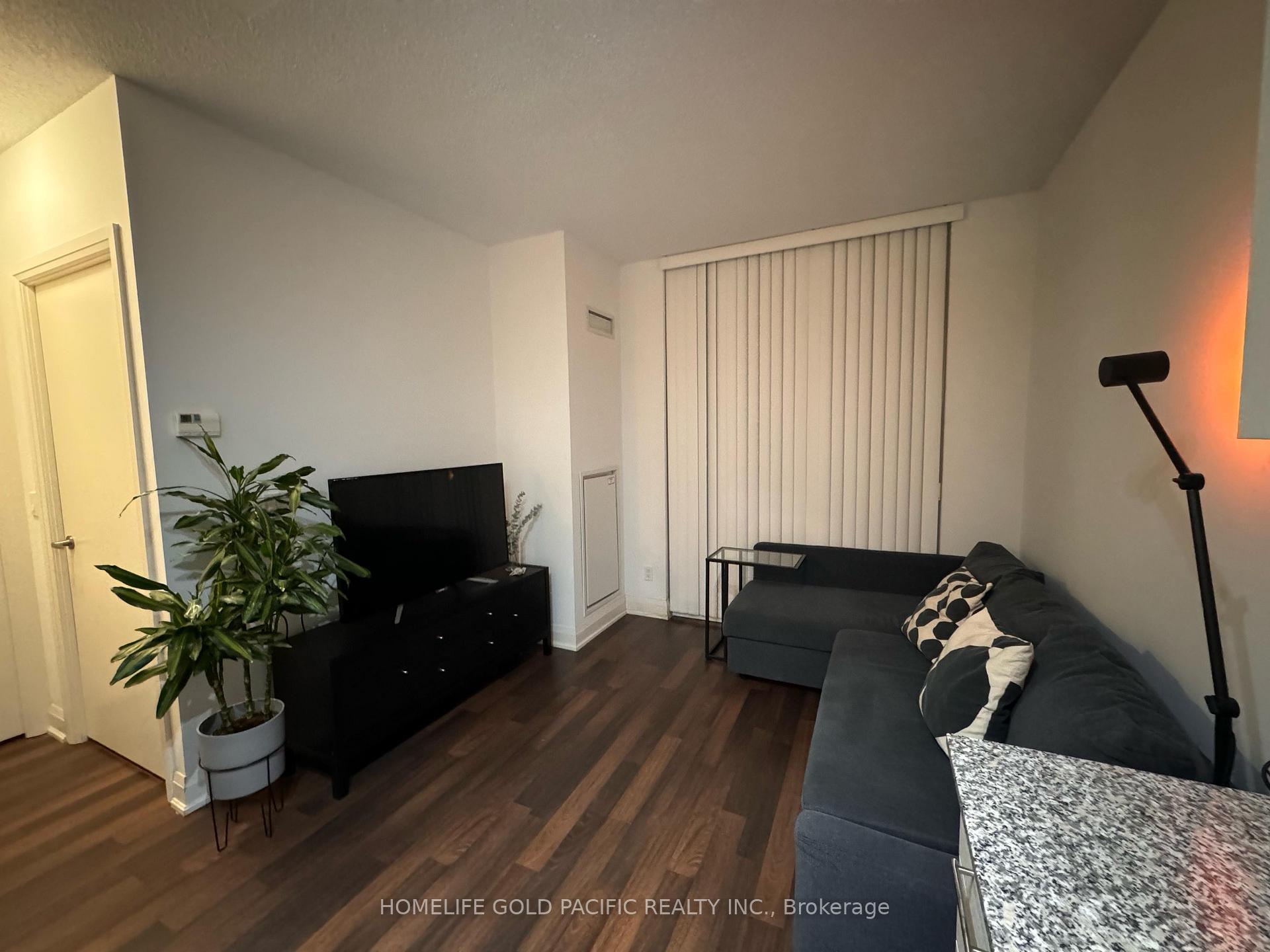 Photo 15 of Unit 506, 68 Canterbury Place, North York, Willowdale West — HOMEH