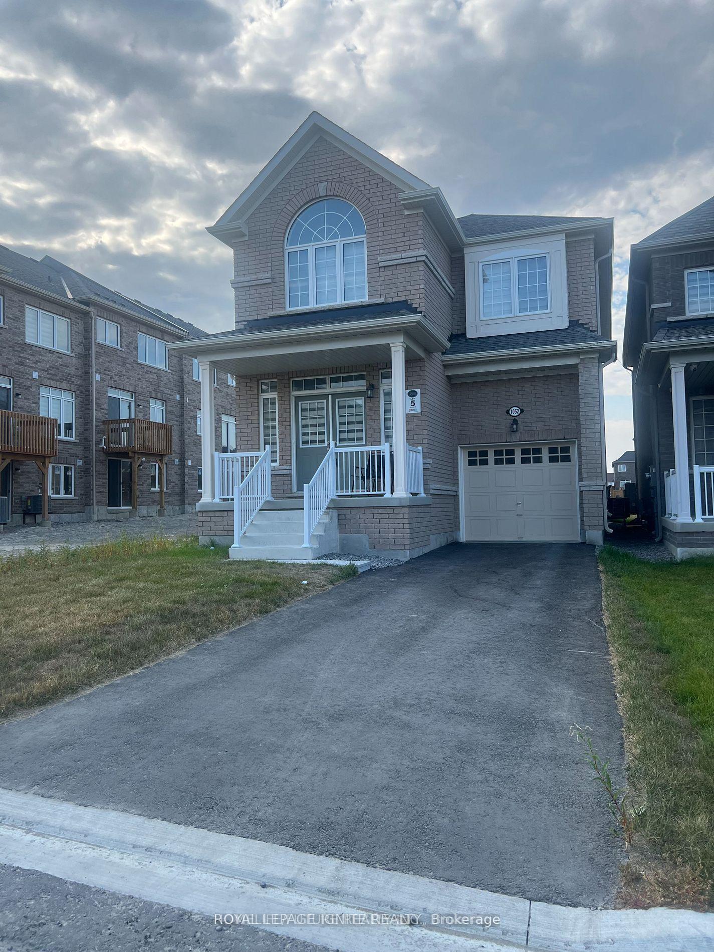 Photo 1 of 1052 Matthew Murray Crescent, Oshawa, Taunton — HOMEH