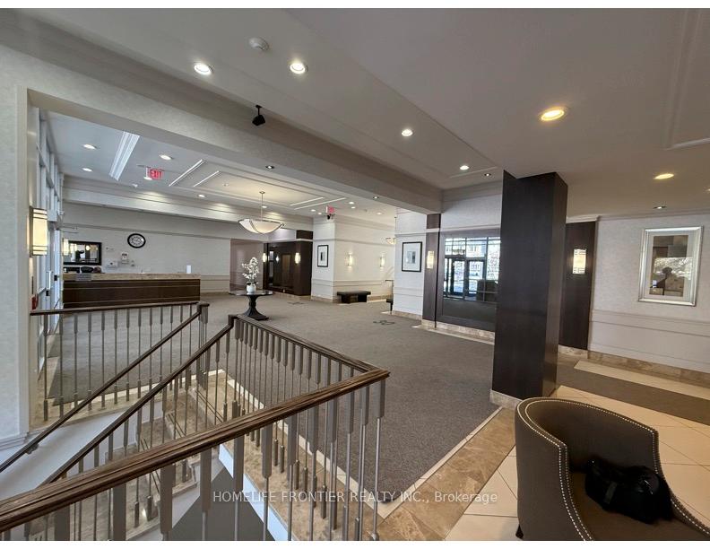 Photo 3 of Unit 509, 20 North Park Road, Vaughan, Beverley Glen — HOMEH