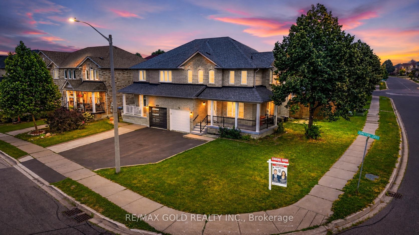 Photo 1 of 52 Junction Crescent, Brampton, Fletcher's Meadow — HOMEH