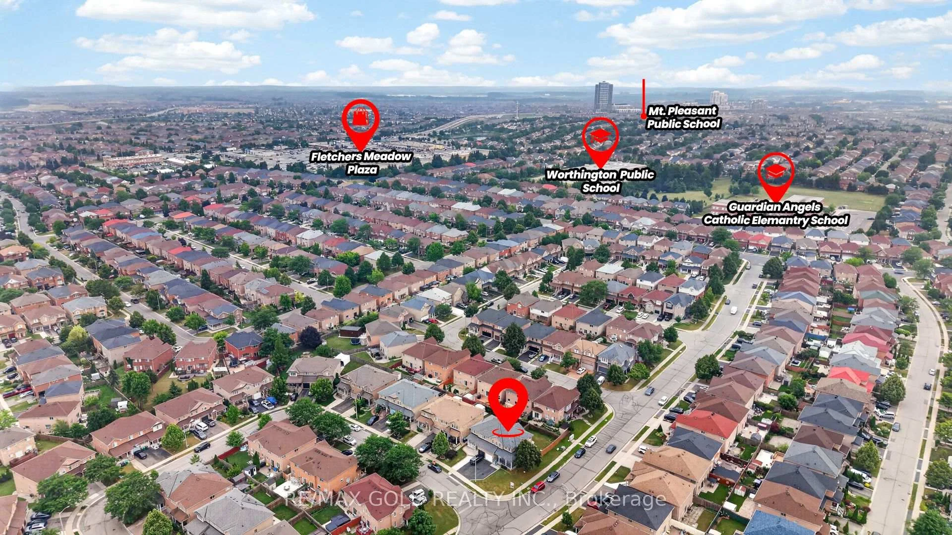 Photo 3 of 52 Junction Crescent, Brampton, Fletcher's Meadow — HOMEH
