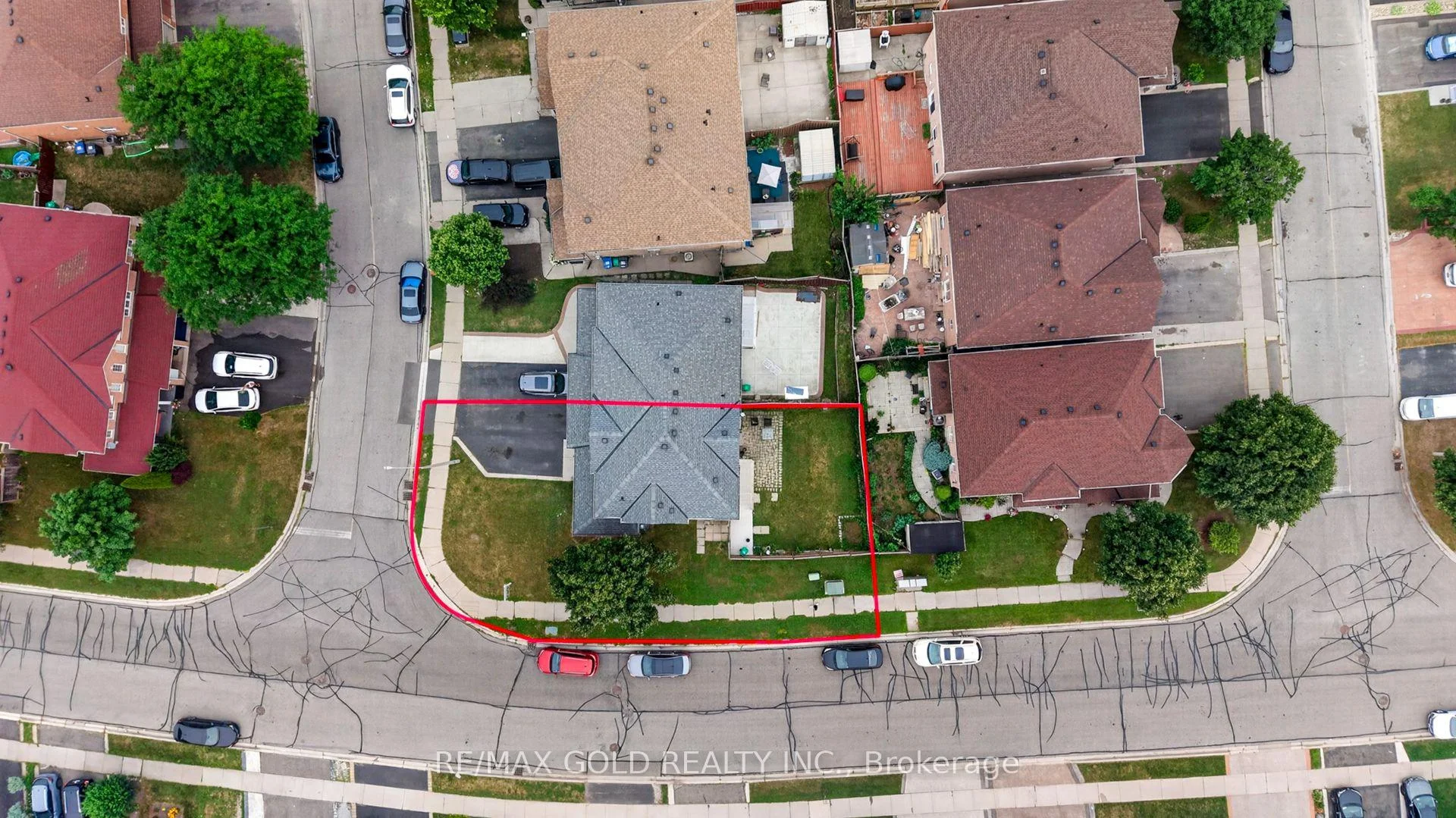 Photo 6 of 52 Junction Crescent, Brampton, Fletcher's Meadow — HOMEH